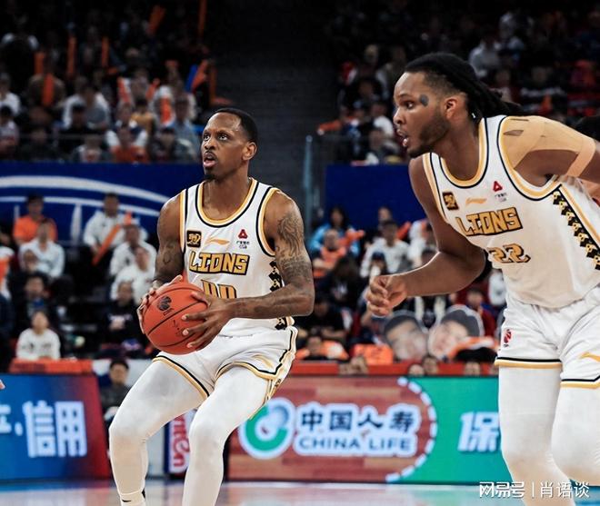 jiuyou官网入口-包含关键时刻CBA季后赛传出新动向；密尔沃基雄鹿豪取连胜；管理层表态：压力陡增；资深球员宣示担当的词条